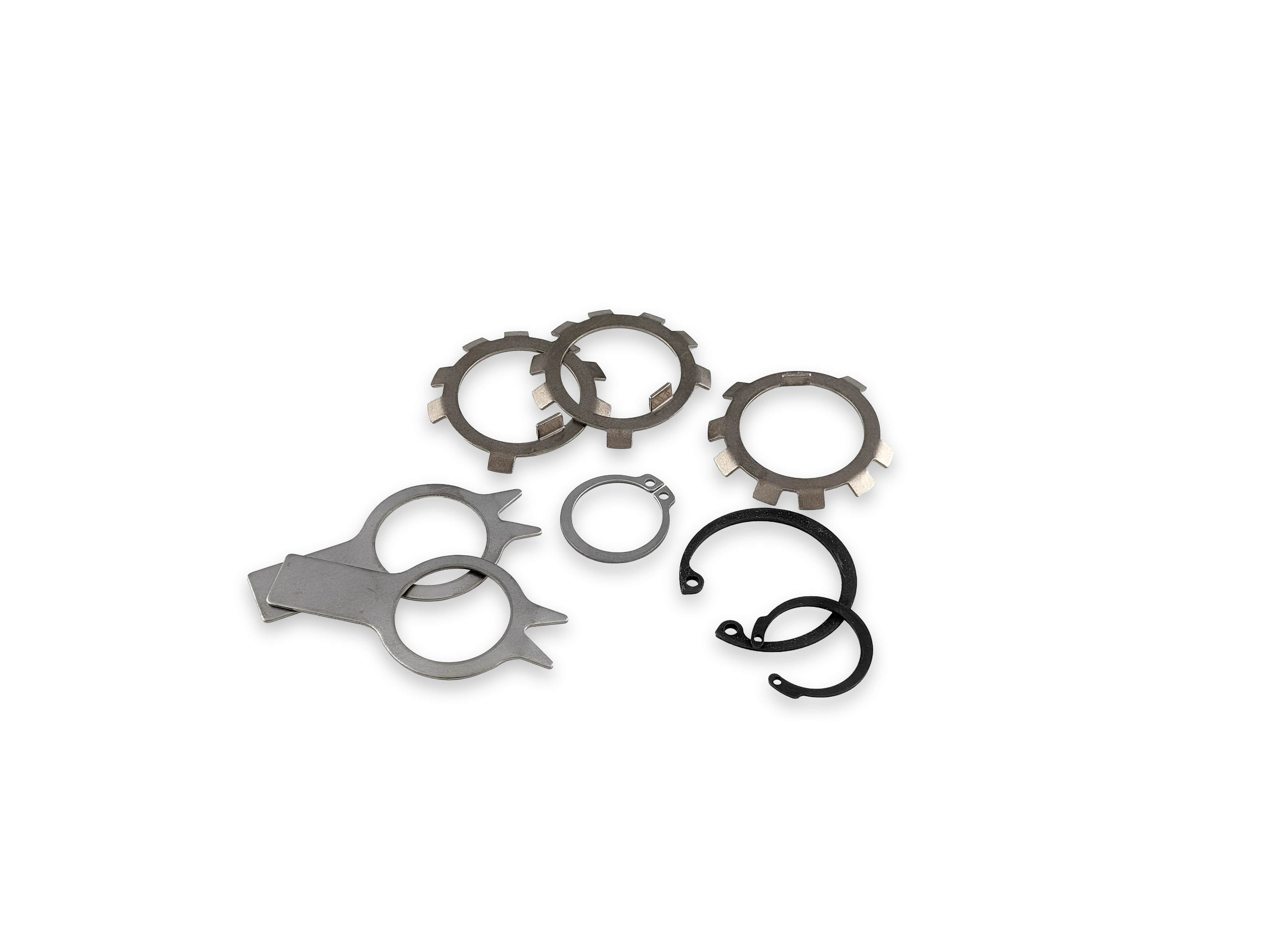 一组航空固定元件在透明背景上，强调其工业设计。