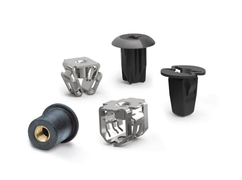 各种夹子和垫圈用于快速安全的安装。