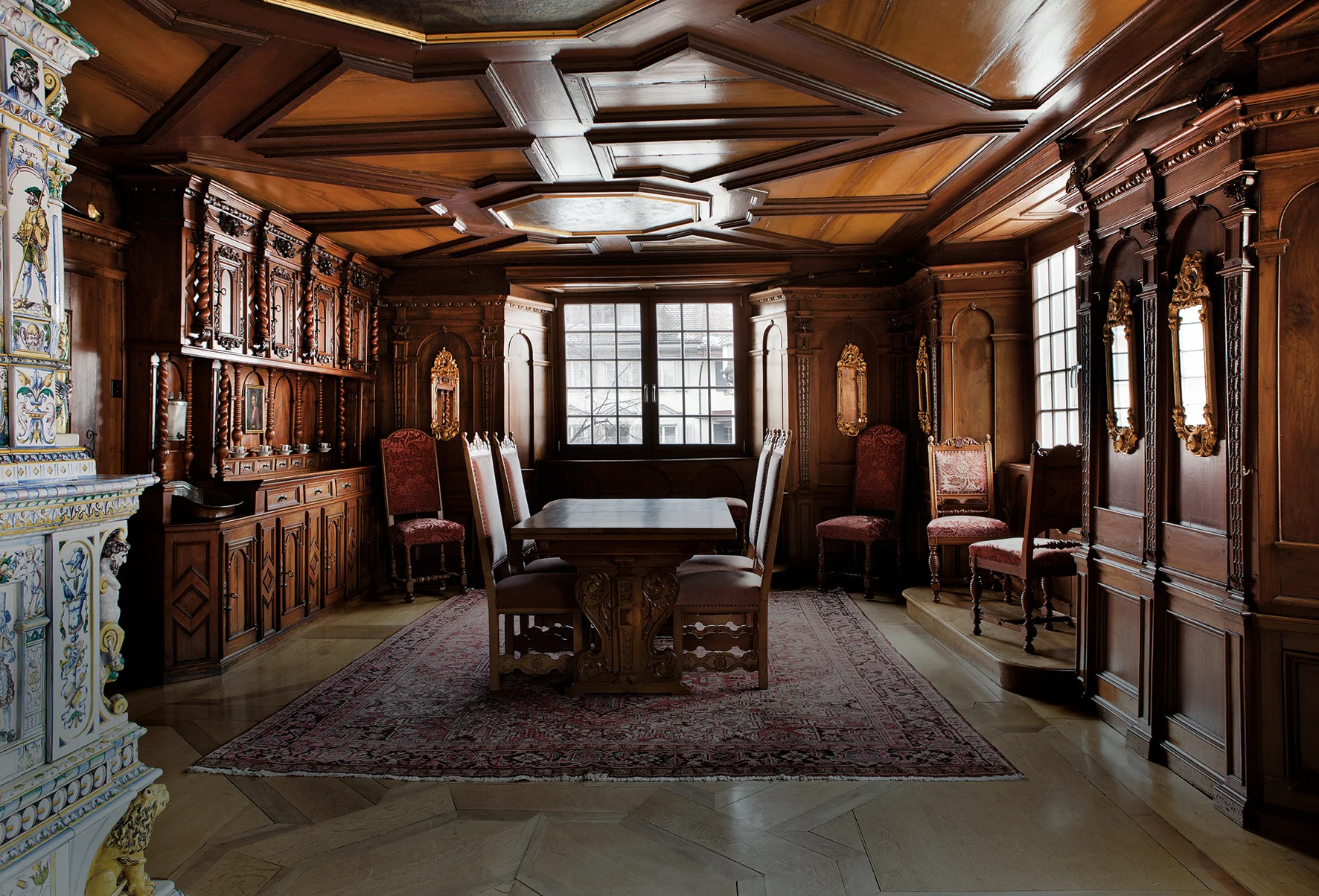 历史照片 从瑞士楚格的五金店起家-Bossard柏中