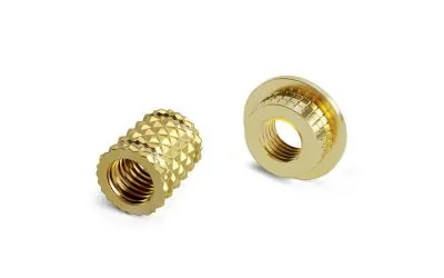 轻质螺纹嵌件和热塑性外壳在白色背景上