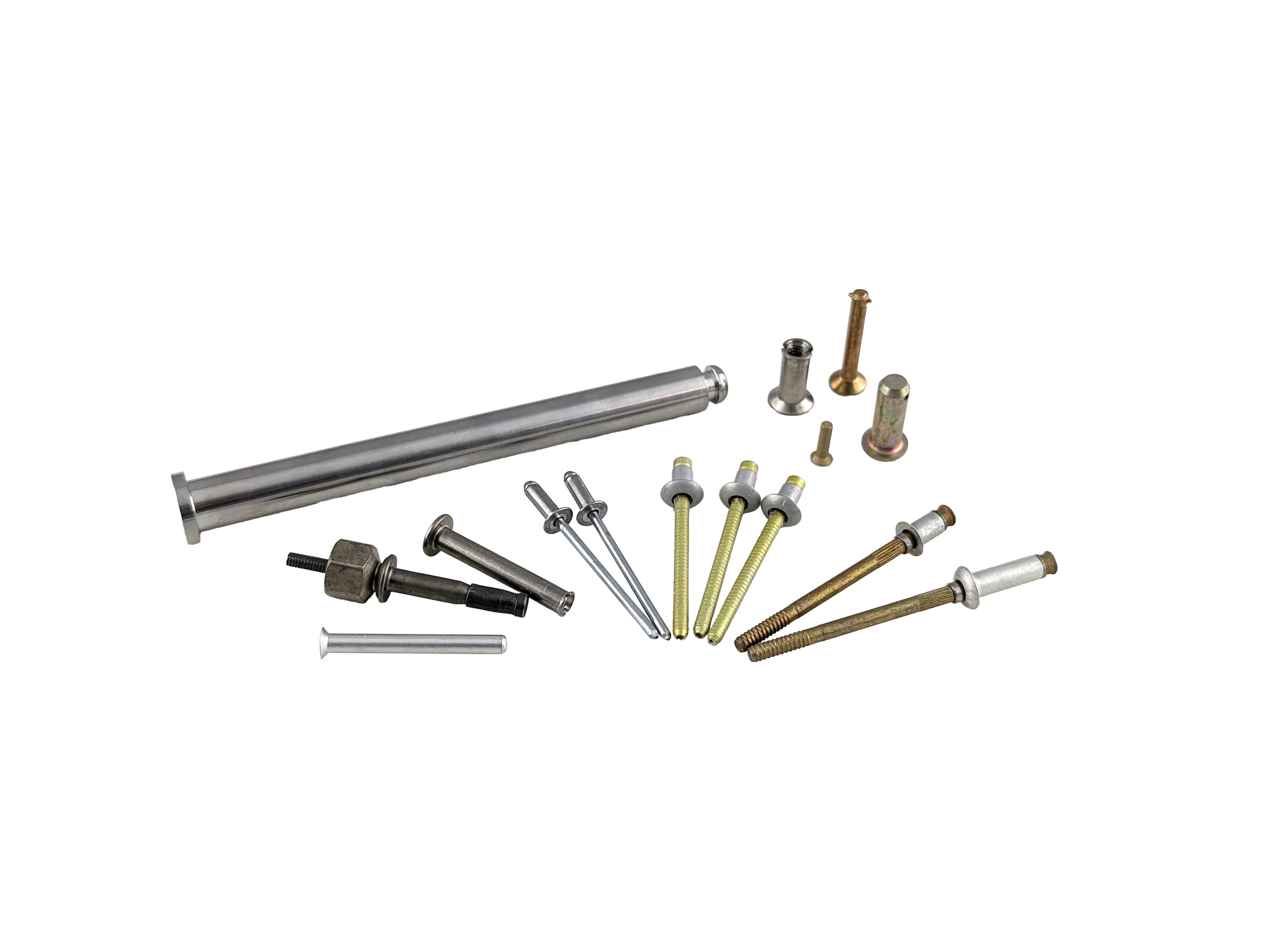 一组航空抽芯铆钉展示在透明背景上，突显其工业设计。