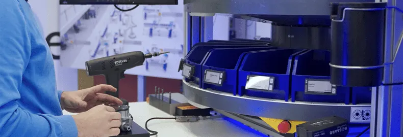 连接螺丝刀和塔式系统用于c部件